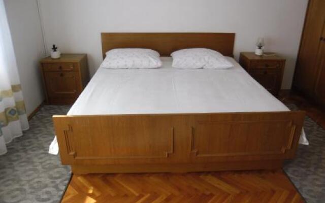 Rooms and Apartments Kurtović