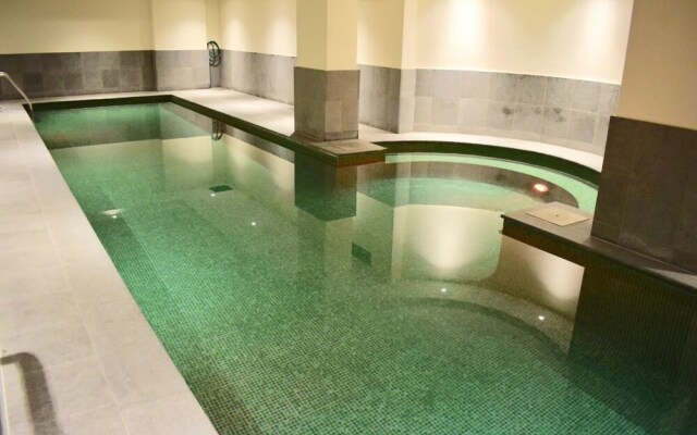 1 Bedroom Apartment in Great Location