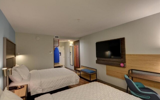 Tru by Hilton Shepherdsville Louisville South