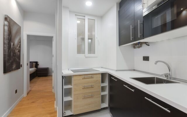 Apartment off Gran Via