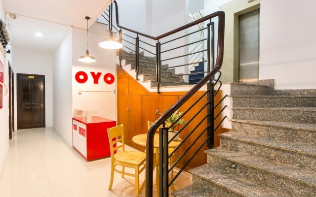 OYO 143 The K9 Central Hotel