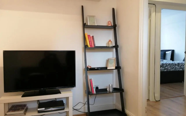 Dream Time Apartments-Aqua Suite