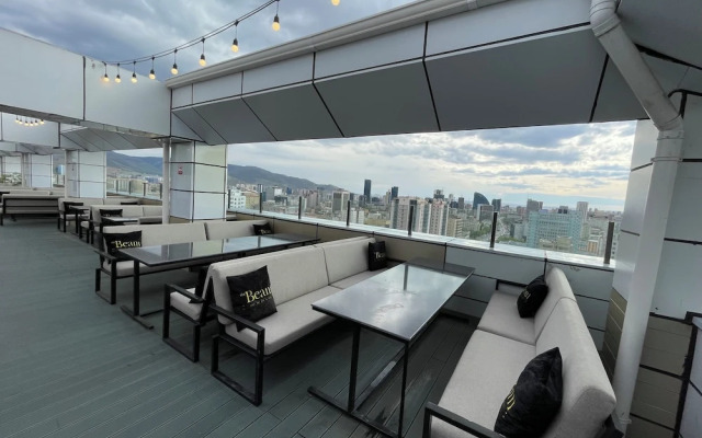 Millennium Plaza Hotel