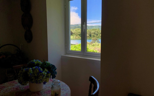 Stone House - Sete Cidades