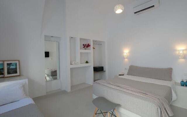 Santorini Spirit