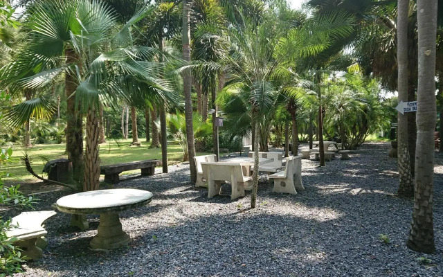 Lopburi Palm Resort