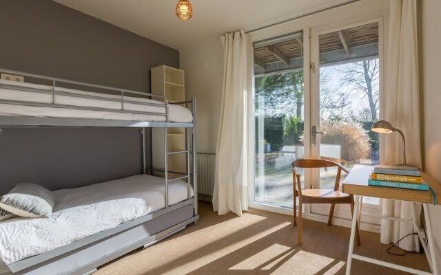 Spacious Bungalow With Enclosed Garden
