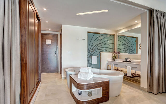Royalton Blue Waters Montego Bay, An Autograph Collection All Inclusive Resort
