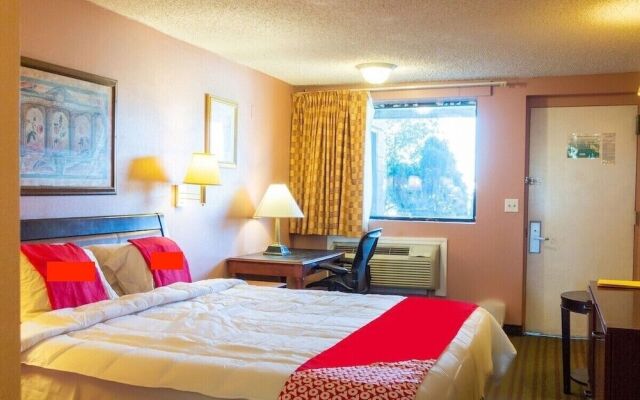 Red Carpet Inn Edison