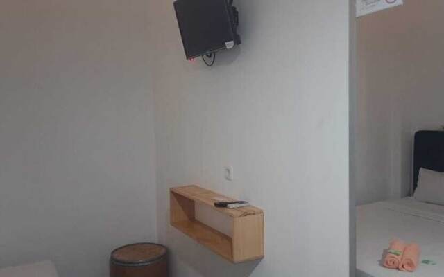 Coconut Hotel - Hostel