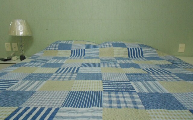 Gohouse - Visconde 402 B