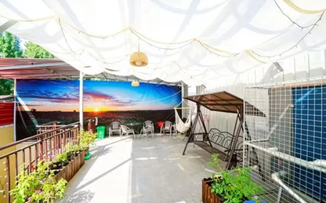 Man xing Xiang Homestay – Outside – Yining