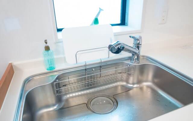 Convertel Higashi-Magome House