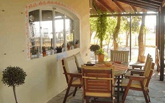 Studio Nikos