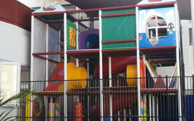 Isa Hotel