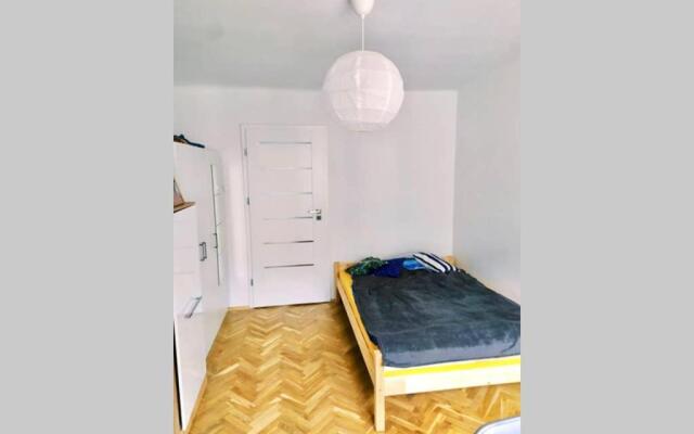Charming Local Apartment In The City Center