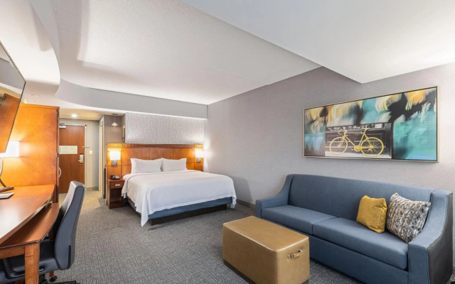 Courtyard by Marriott Boston Waltham