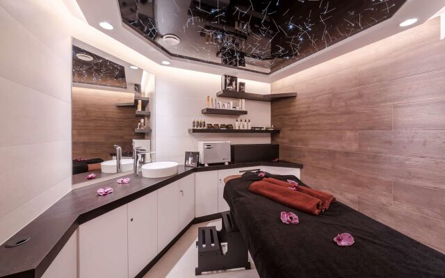 voco Strasbourg Centre The Garden by IHG