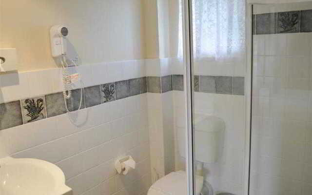 BEST WESTERN The Lakesway Motor Inn