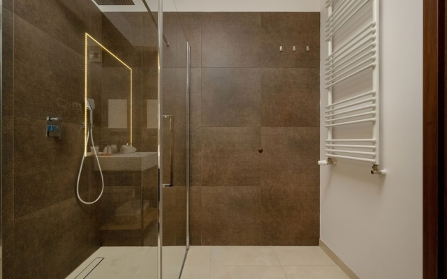 Modern Apartment in Wroclaw by Renters