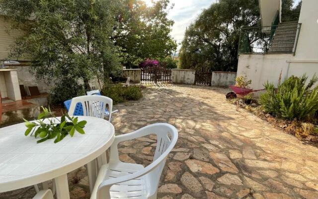 Holiday House Casa Olivastro