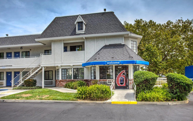 Motel 6 Fairfield, CA - North