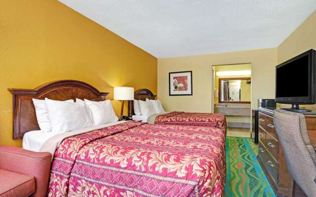 Days Inn by Wyndham Norfolk Military Circle