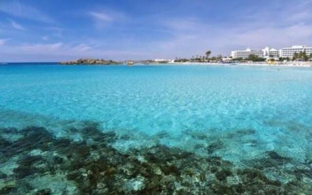 Your Dream Holiday Apartment in Paralimni, Paralimni Apartment 1215