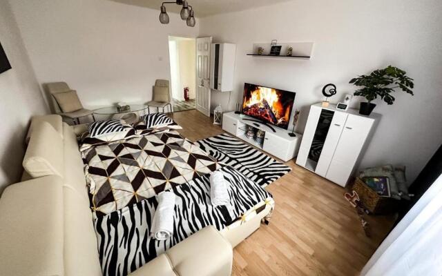 Zara’s Home Apartaments