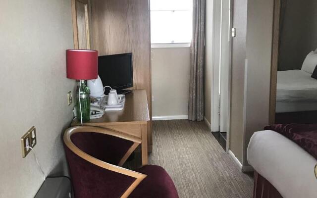 OYO The Rivenhall Hotel in Witham, Chelmsford