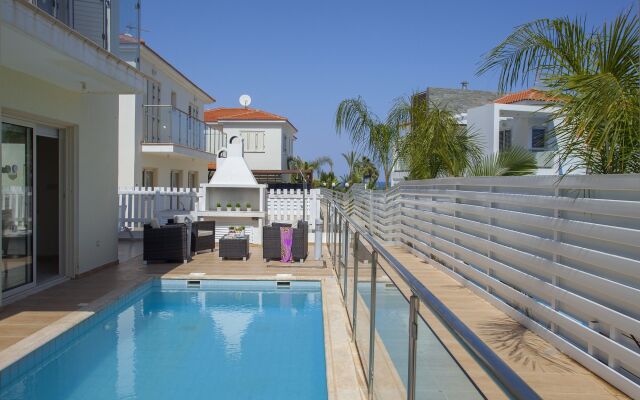 Athina Villa 8