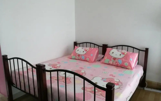 Affordable Japanese Home Hello Kitty Near MRT KL - Hostel