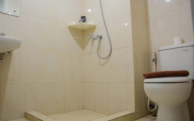 Comfortable Studio Apartment at Springlake Summarecon