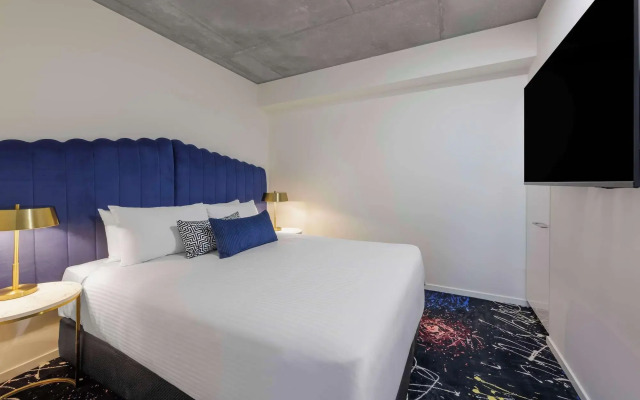 Oaks Melbourne St Kilda Road Hotel