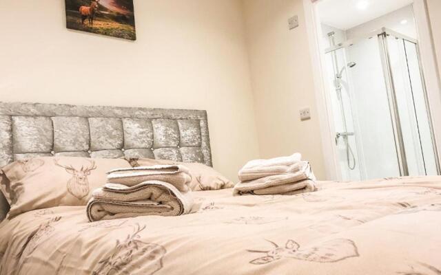 Deers Leap, A Modern new Personal Holiday let