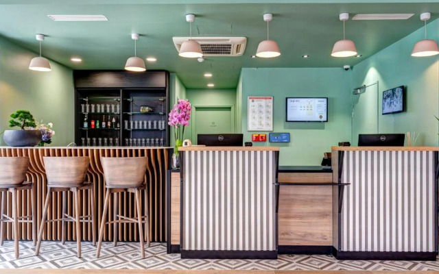 B&B HOTEL Paris Ivry Quai de Seine