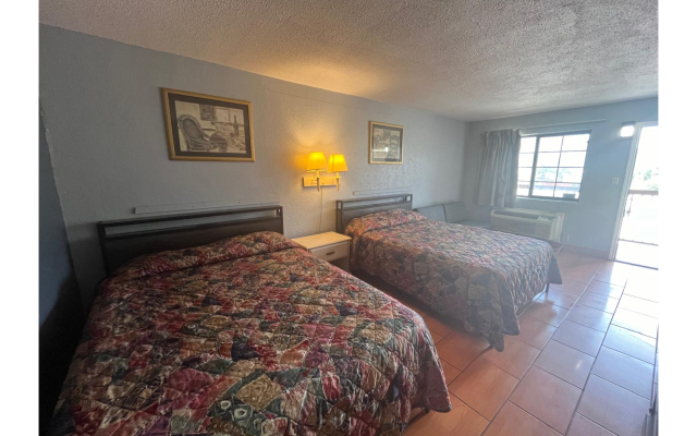 La Posada Inn By OYO Brownsville