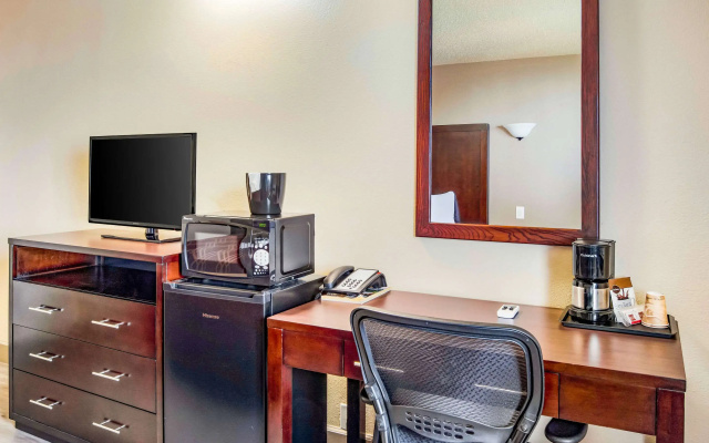 Econo Lodge Newport