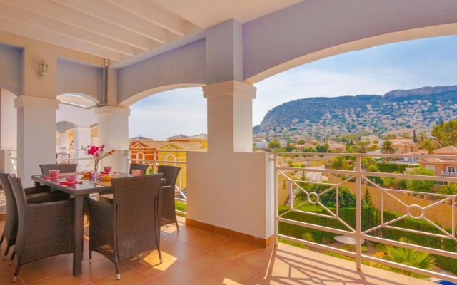 Villas Guzman-Grinev