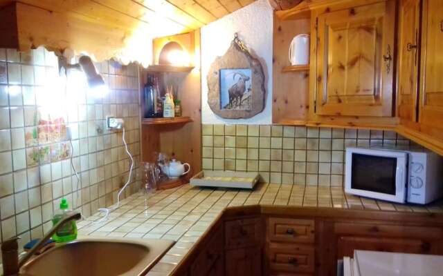 Apartment with 3 Bedrooms in Villaroger, with Wonderful Mountain View And Wifi - 30 M From the Slopes