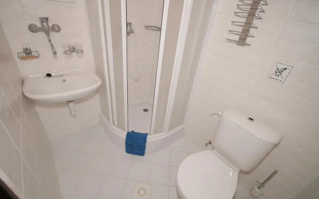 Hotel Raj