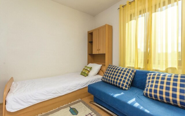 Stunning Home in Labin With Wifi and 5 Bedrooms