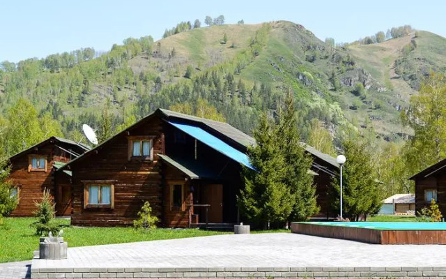 Altairest (Алтайрест) (бывш. Печки-Лавочки)