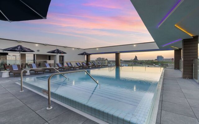 Cambria Hotel Orlando Universal Blvd