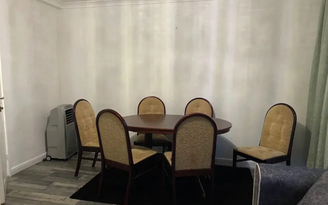 London Charm - 3 Bedroom House Near Canary Wharf