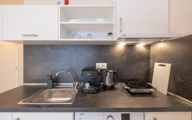 Sunny Dream Apartments