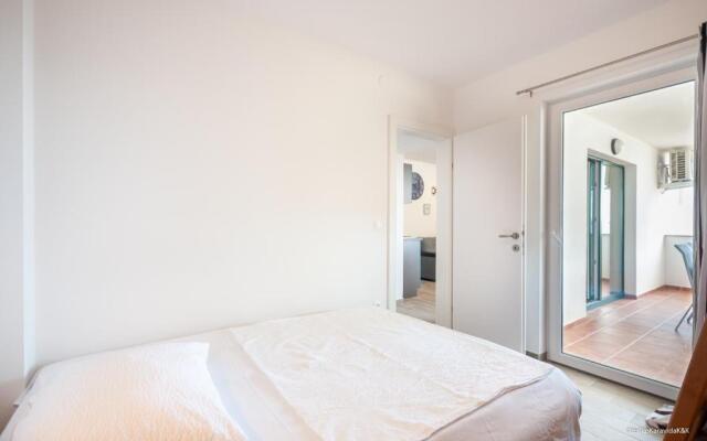 Ultima Apartments