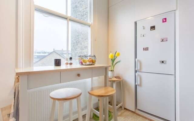 1 Bedroom Flat In Canonbury Islington