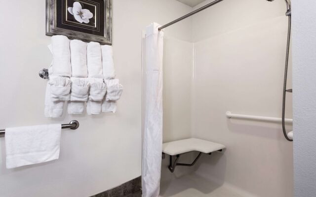 Wingate by Wyndham Athens Near Downtown