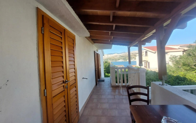 Apartments Pocrnić - 50 m from the beach